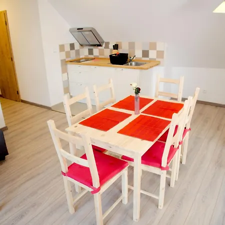 Apartment Lhota *
